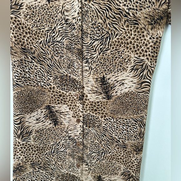 Vintage 90s Sag Harbor Dress Button Front Midi Animal Print Junglecore Sz10
A174 - Picture 3 of 6